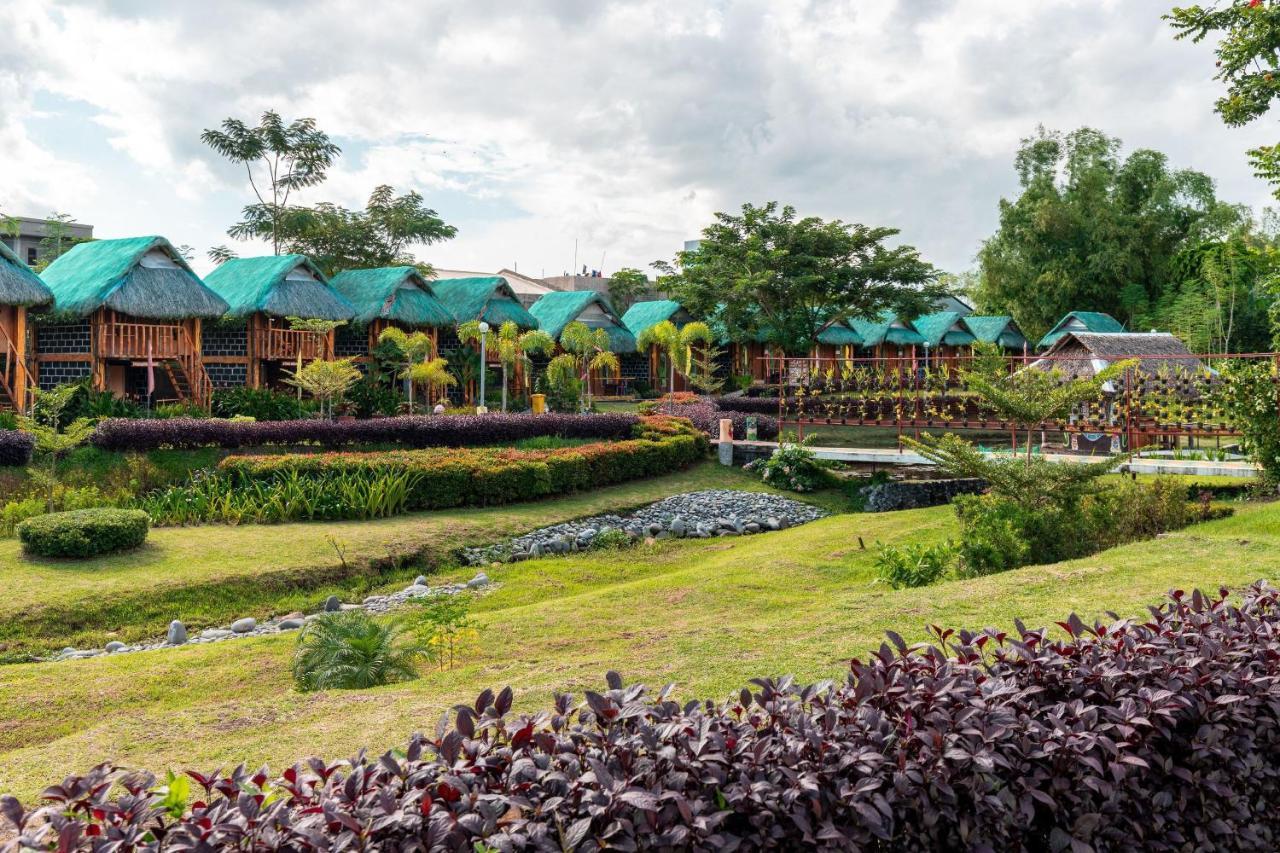 Guest house Your Brothers House Tribal Village Legazpi